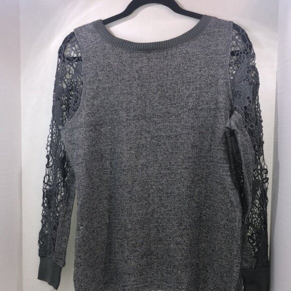 VENUS Top - Picture 7 of 10